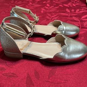 Size 2 girls dress shoes